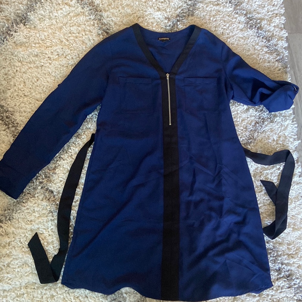 Blue Express dress with black details